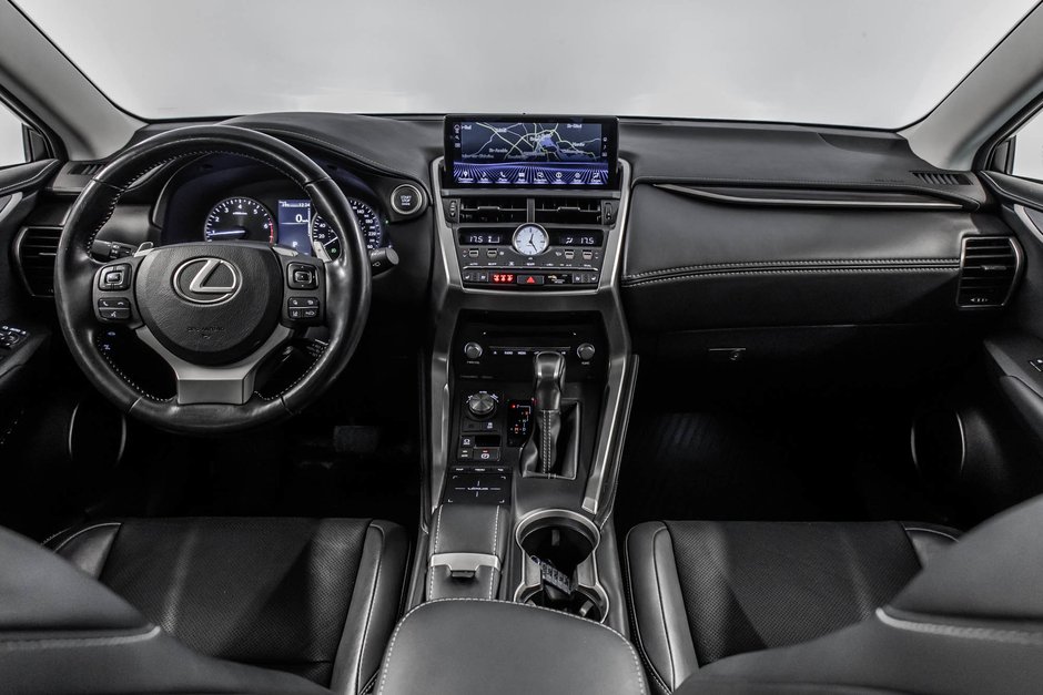 2020 Lexus NX 300-33