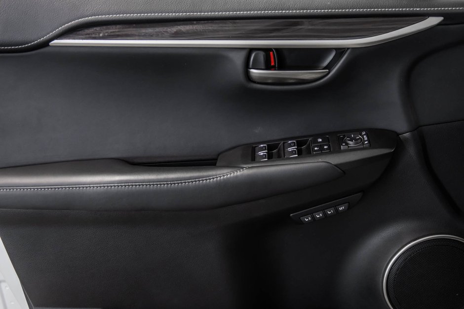 2020 Lexus NX 300-11
