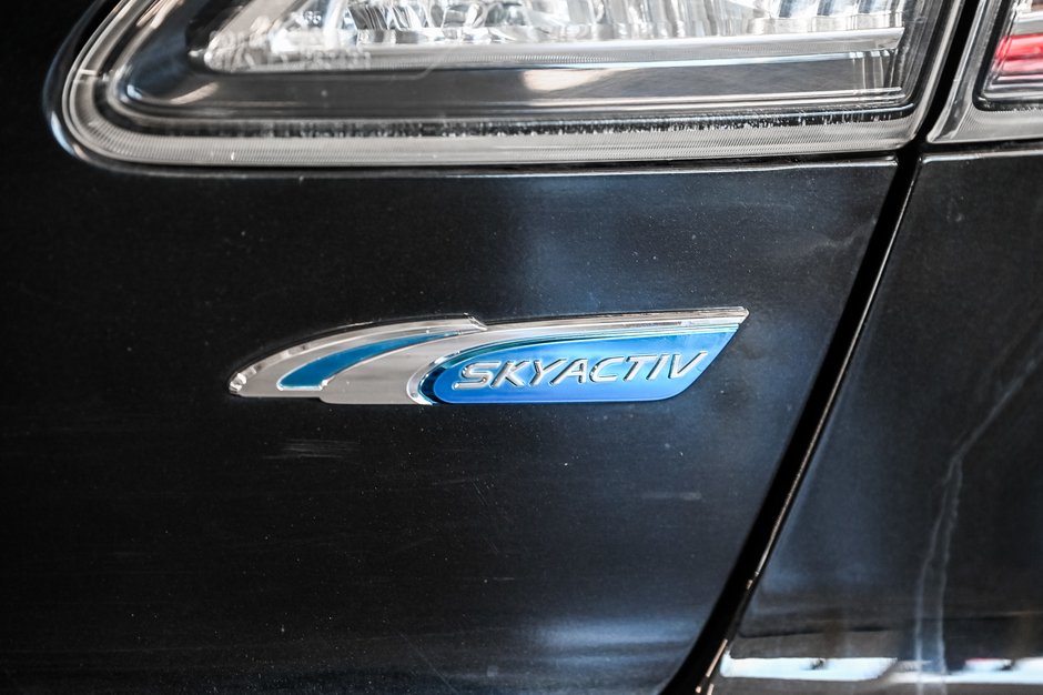 2012 Mazda 3 GS-SKY-8