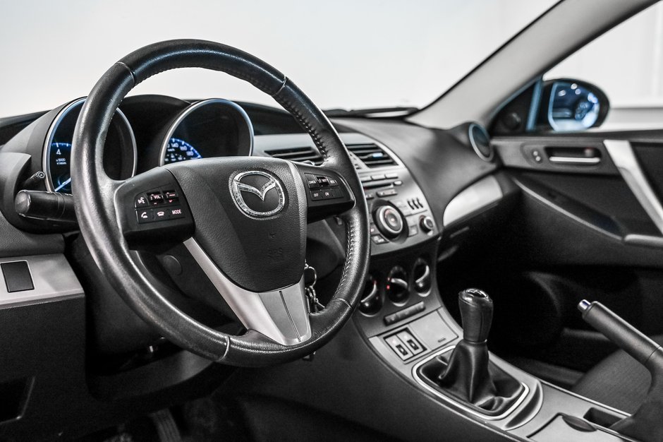 2012 Mazda 3 GS-SKY-9
