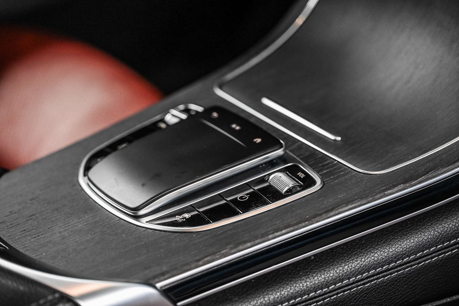 2020 Mercedes-Benz GLC 300-22