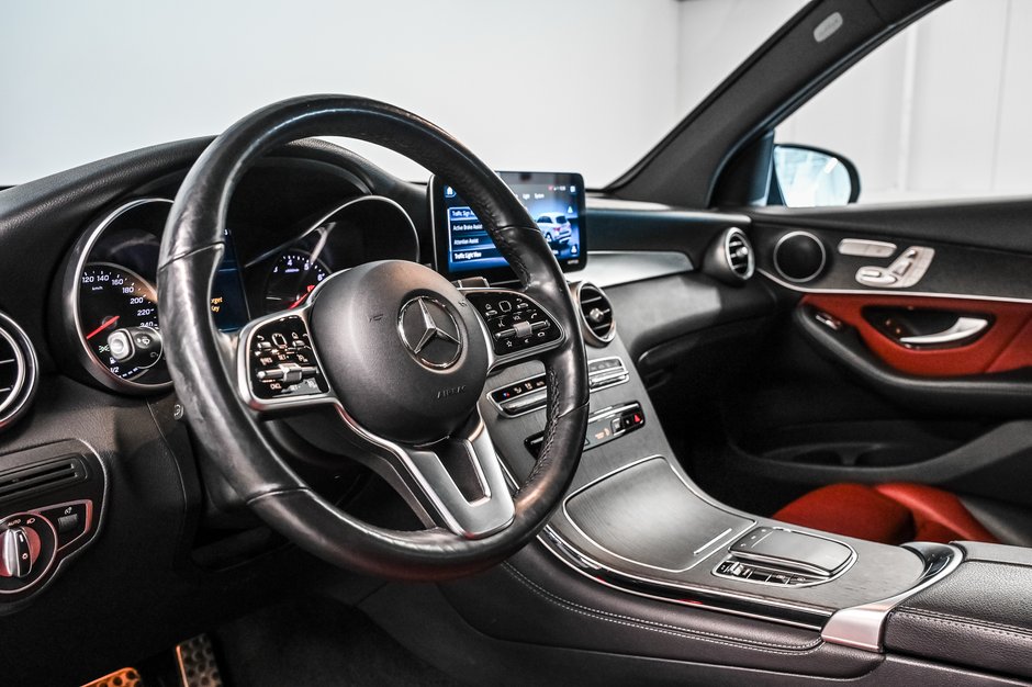 2020 Mercedes-Benz GLC 300-10