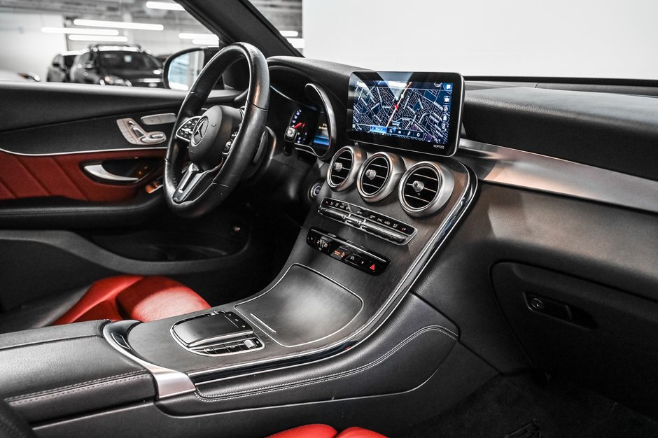 2020 Mercedes-Benz GLC 300-21