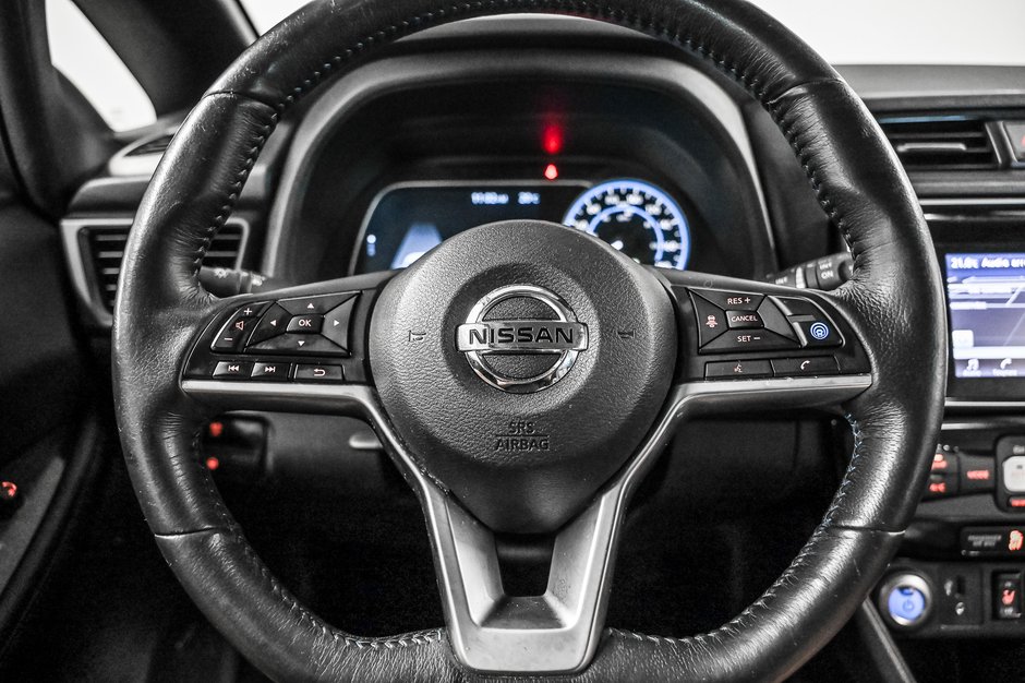 2018 Nissan LEAF S-16