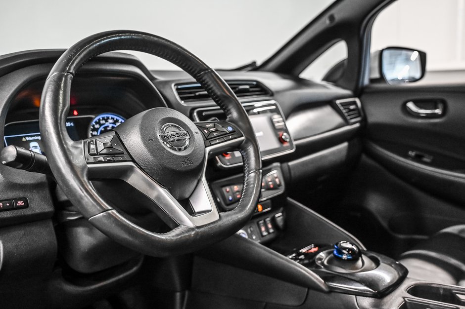 2018 Nissan LEAF S-12