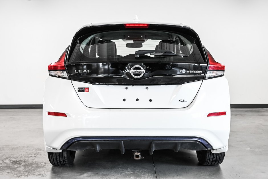 2018 Nissan LEAF S-8