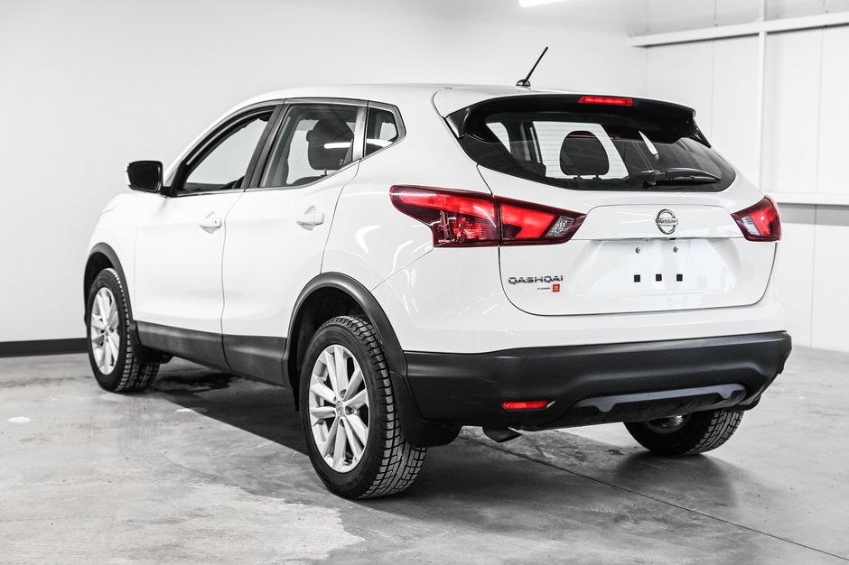 Nissan Qashqai S 2017-4
