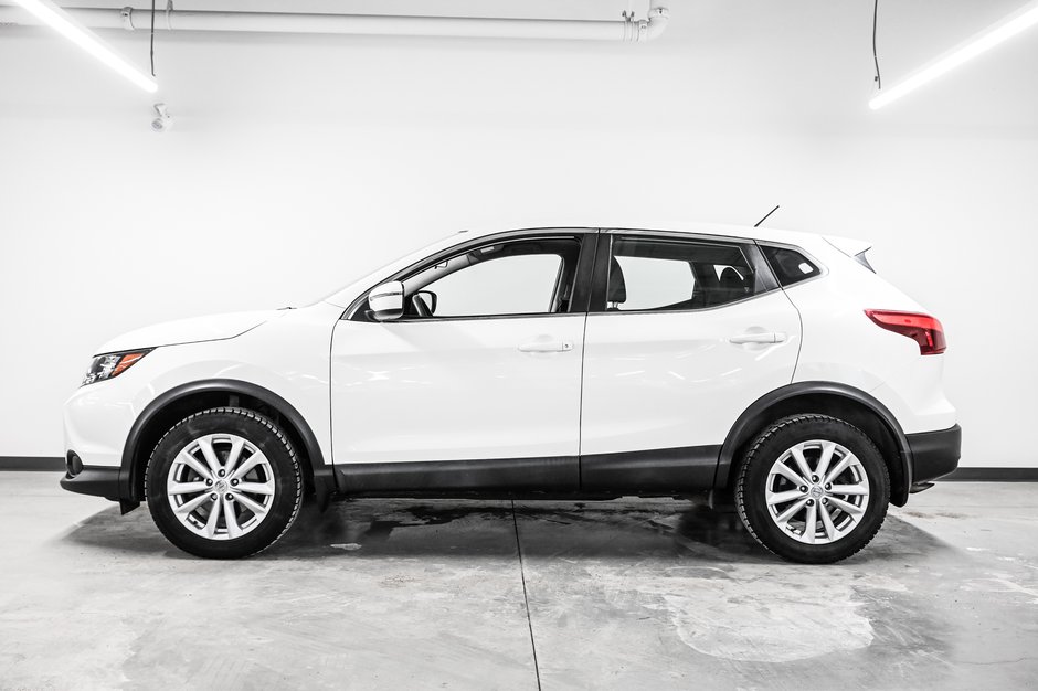 Nissan Qashqai S 2017-3