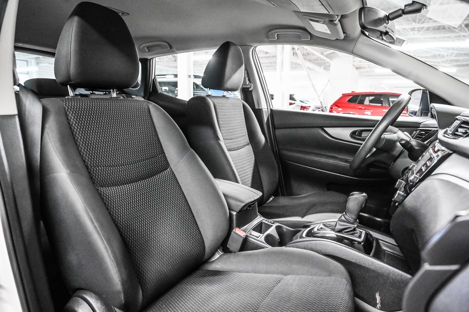 Nissan Qashqai S 2017-22