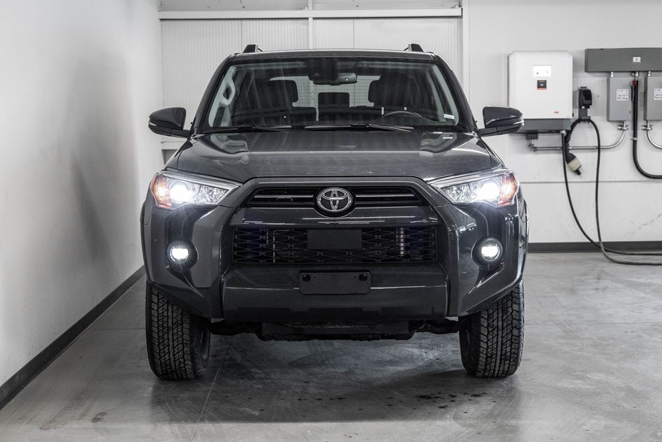 2024 Toyota 4Runner Base-1