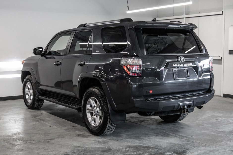2024 Toyota 4Runner Base-6