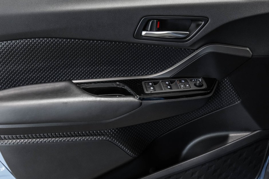 Toyota C-HR Base 2019-9
