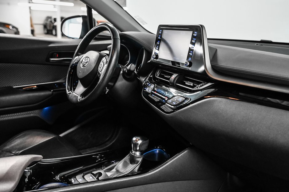 2021 Toyota C-HR Limited-25