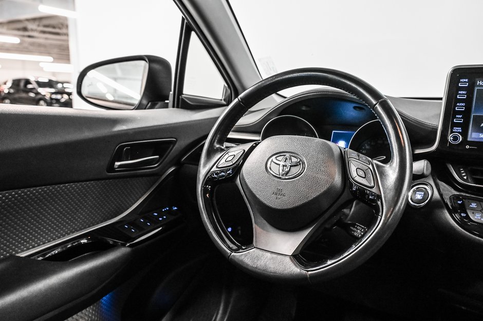 2021 Toyota C-HR Limited-23