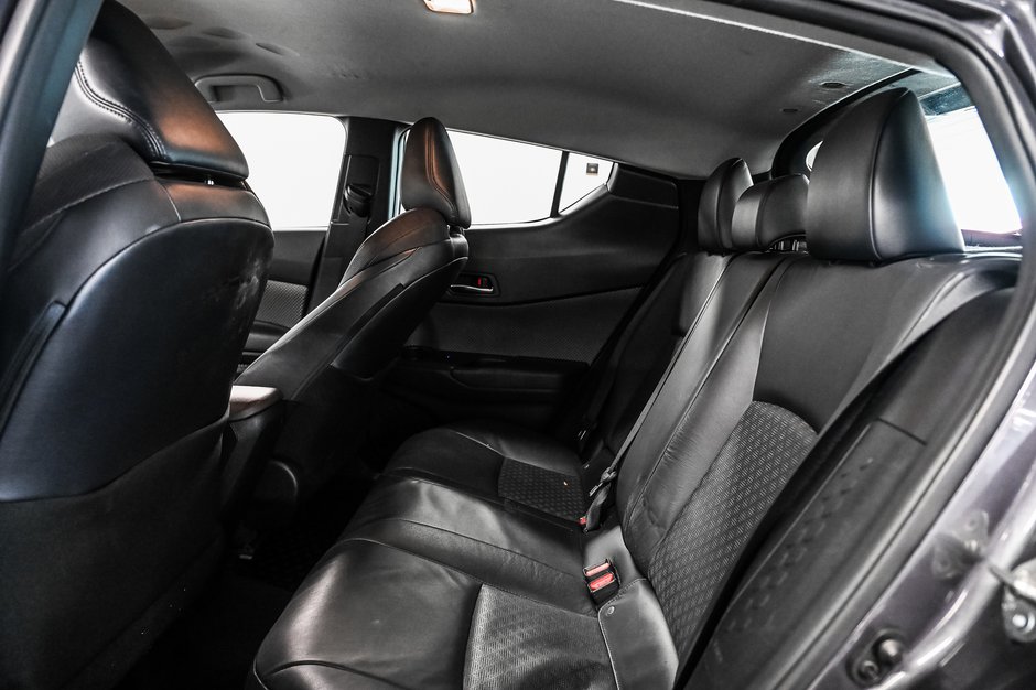 2021 Toyota C-HR Limited-21