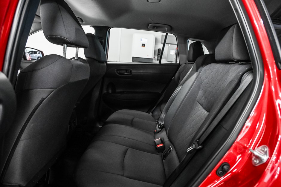 2023 Toyota Corolla Cross LE-19