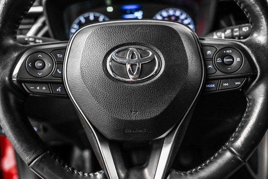 2023 Toyota Corolla Cross LE-11