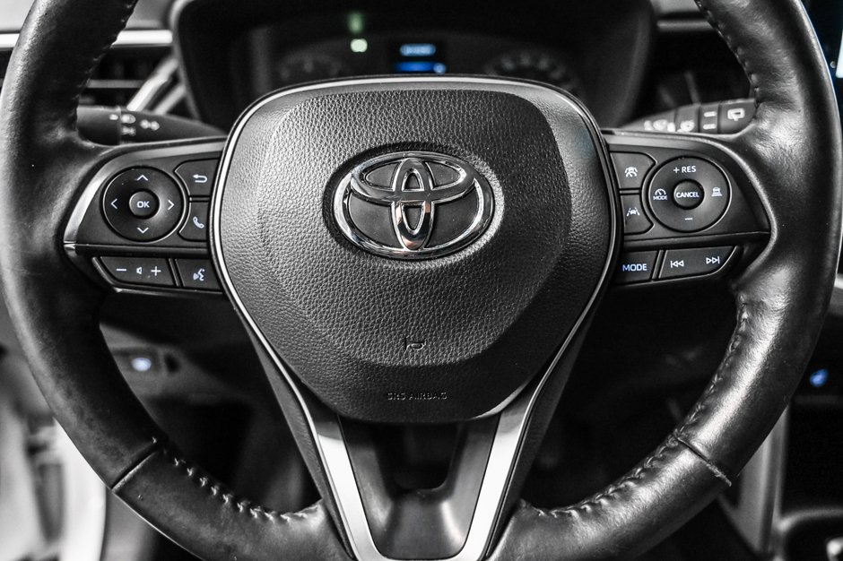 Toyota Corolla Cross LE 2023-11