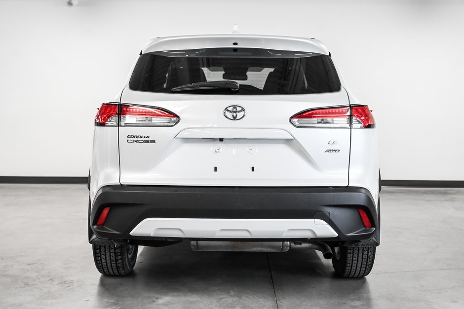Toyota Corolla Cross LE 2023-4