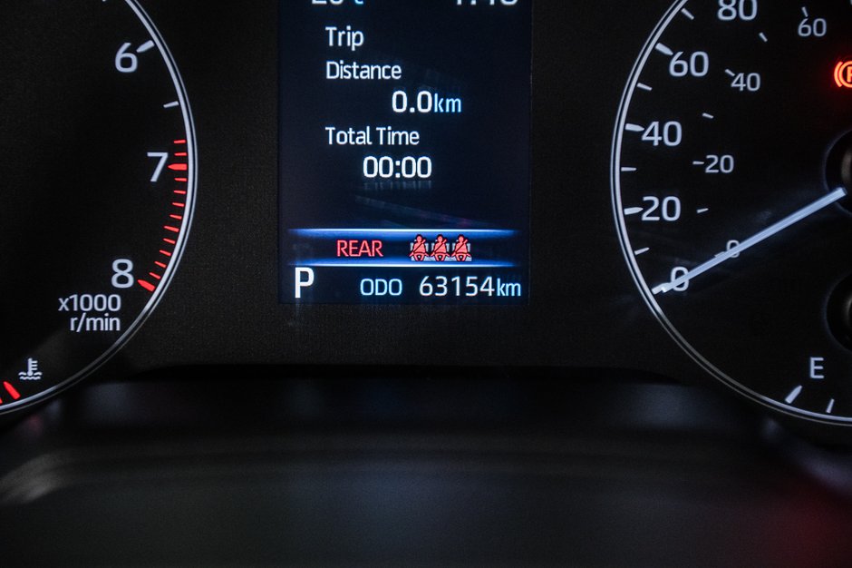 2023 Toyota Corolla Cross LE-17