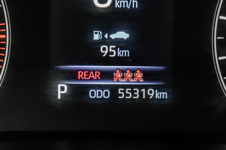 2024 Toyota Corolla Cross LE-16