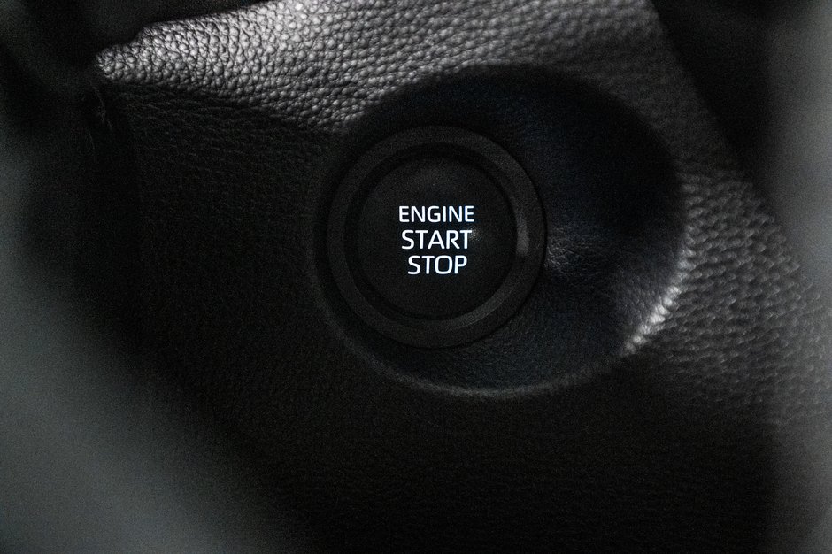 2024 Toyota Corolla Cross LE-19