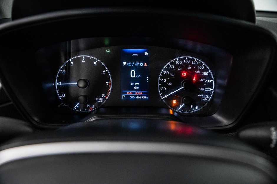 2024 Toyota Corolla Cross LE-17