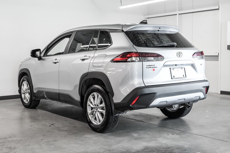 2026 Toyota Corolla Cross LE-4