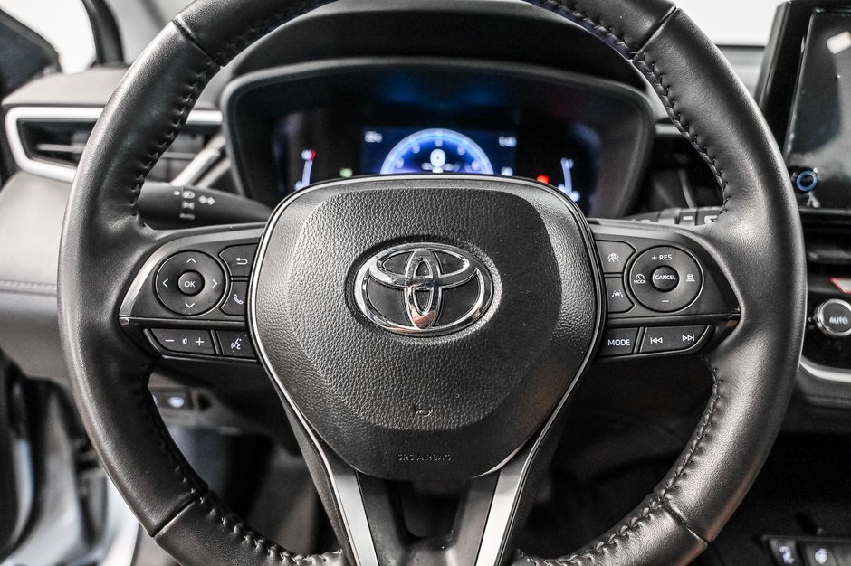 2026 Toyota Corolla Cross LE-11