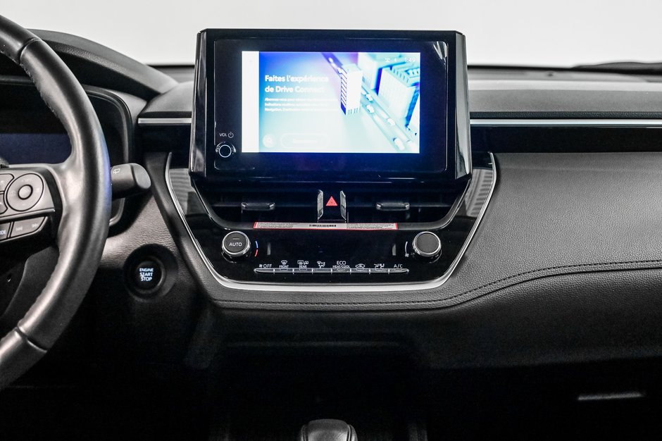 2026 Toyota Corolla Cross LE-22