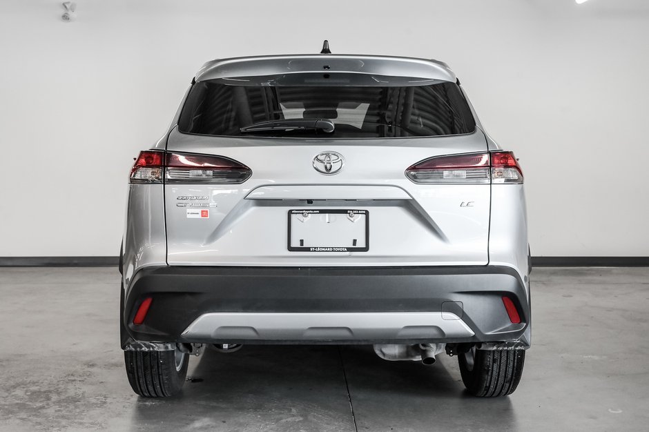 2026 Toyota Corolla Cross LE-5