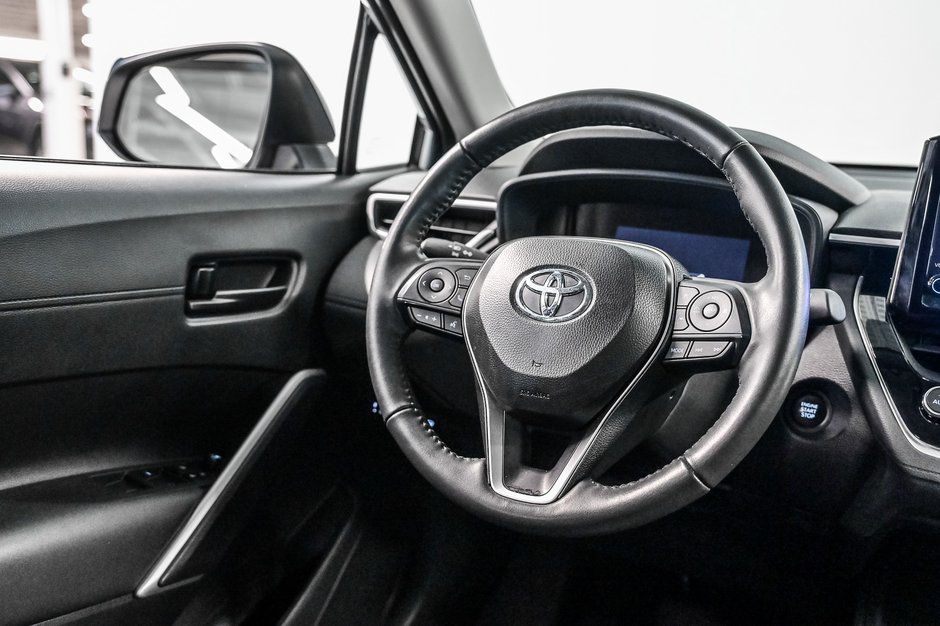 2026 Toyota Corolla Cross LE-21