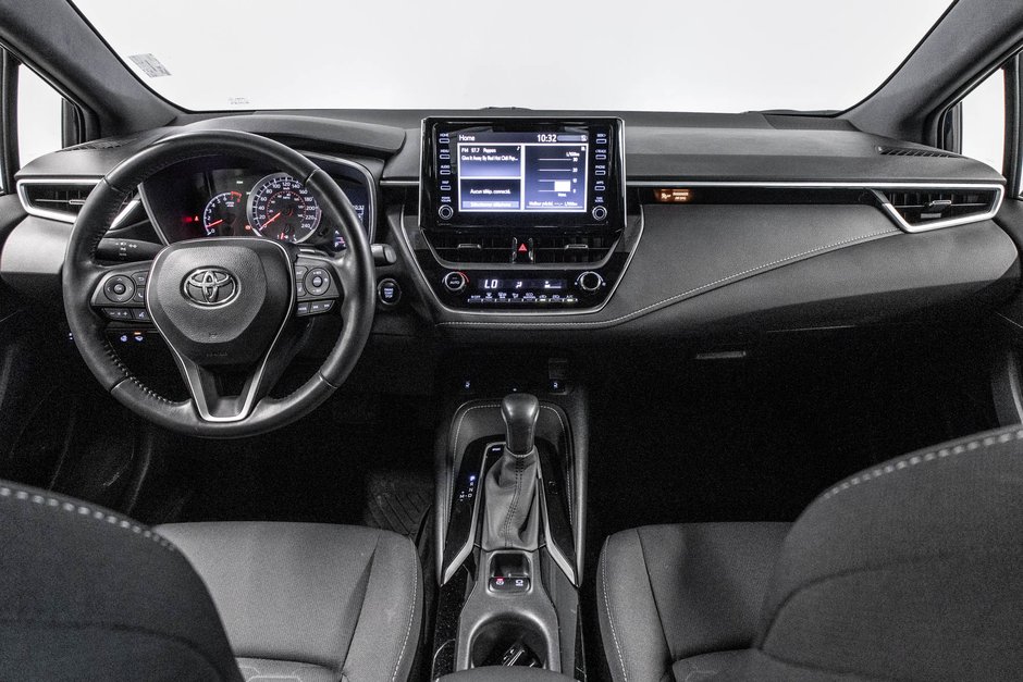 2019 Toyota Corolla Hatchback SE-29