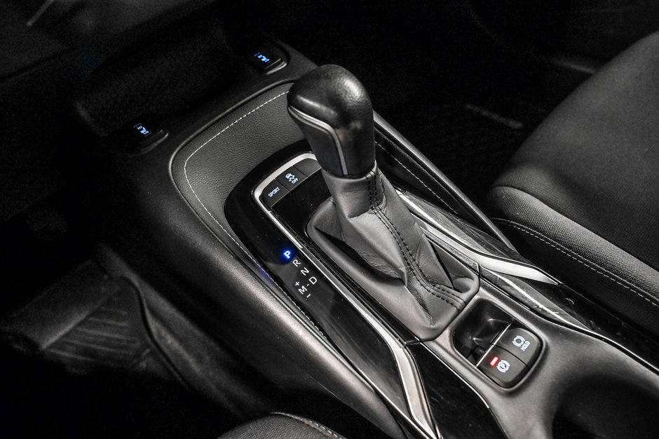 2022 Toyota Corolla Hatchback Base-11