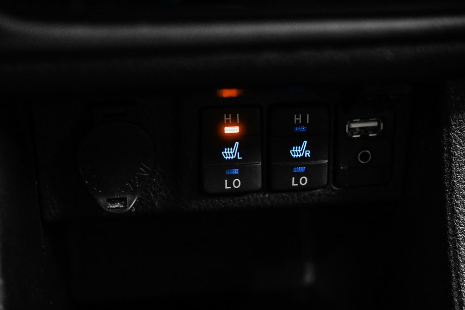 Toyota Corolla LE 2017-13