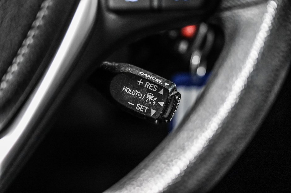 Toyota Corolla LE 2017-10