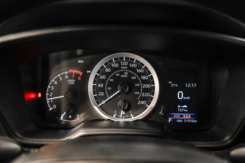 Toyota Corolla LE 2021-9