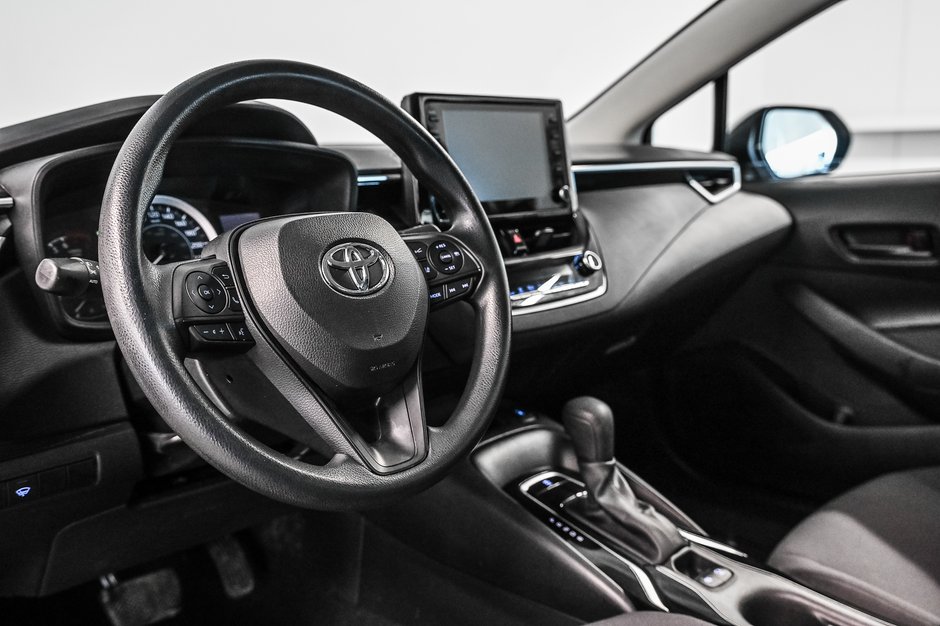 2022 Toyota Corolla LE-7