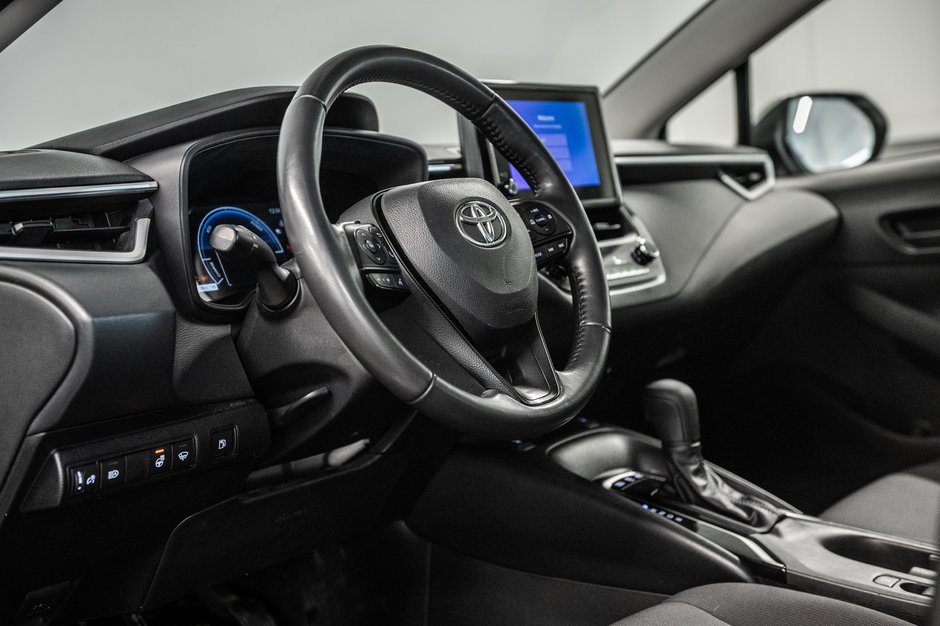 Toyota Corolla Hybrid LE 2023-11