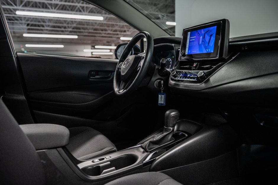 2023 Toyota Corolla L-26