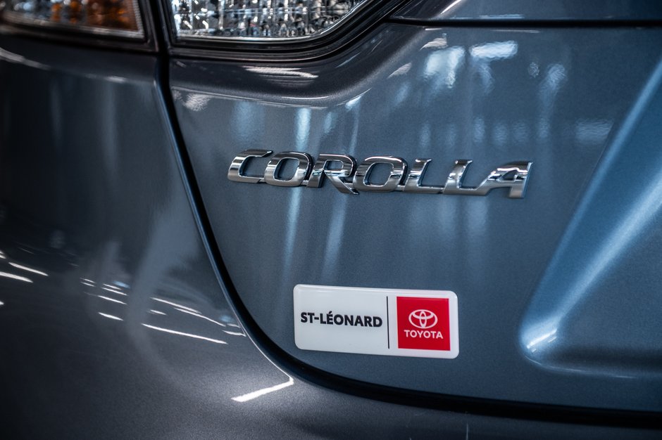 2023 Toyota Corolla L-8