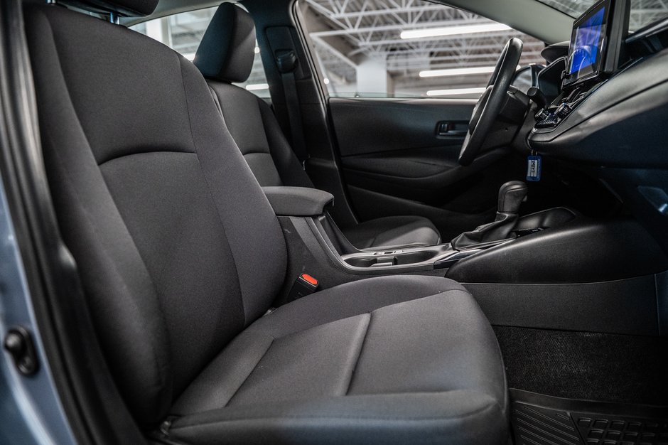 2023 Toyota Corolla L-27
