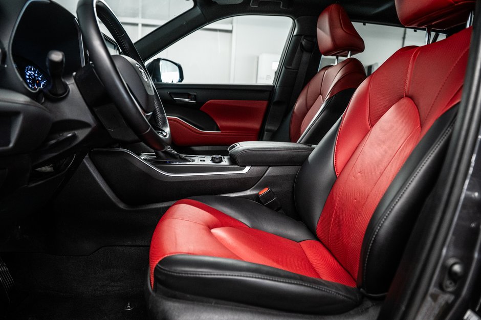 2021 Toyota Highlander XSE-14