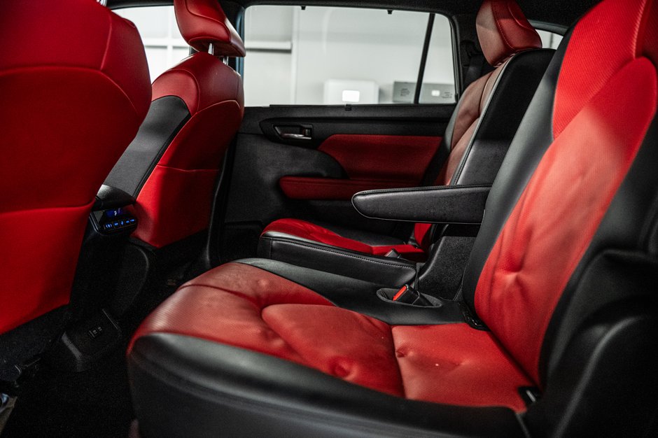 2021 Toyota Highlander XSE-30