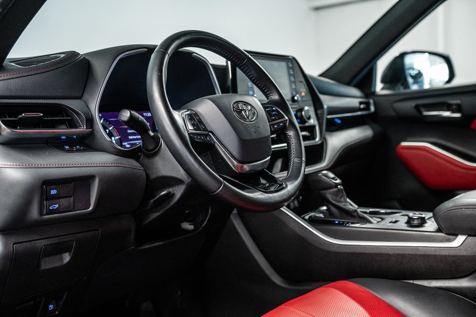 2021 Toyota Highlander XSE-16