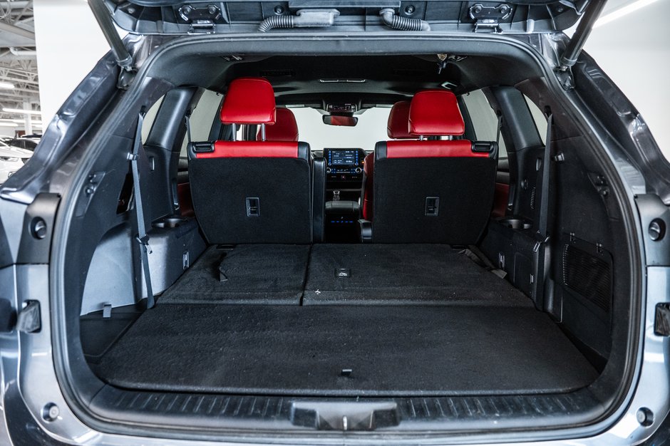 2021 Toyota Highlander XSE-11