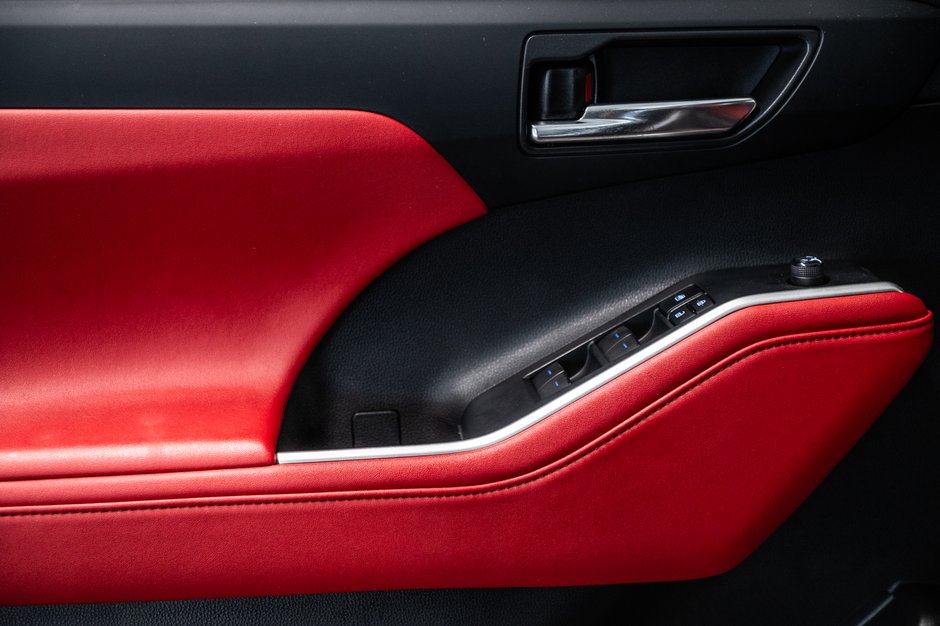 2021 Toyota Highlander XSE-13