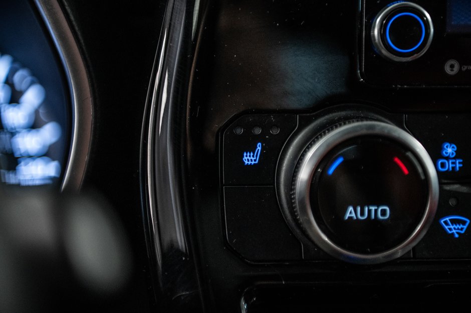 2021 Toyota Highlander XSE-24