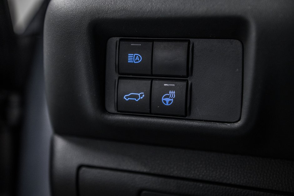 2022 Toyota Highlander XLE-17