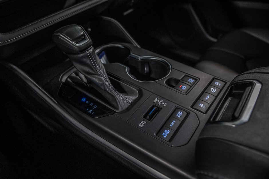 2022 Toyota Highlander XLE-25